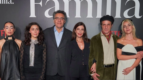 En la Premier de Familia: Natalia Solián, Ilse Salas, Rodrigo García, Maribel Verdú,
Daniel Jiménez Cacho y Cassandra Ciangherotti