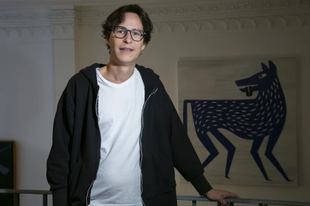 Entrevista con Rodrigo Santos sobre su nueva serie Chespirito